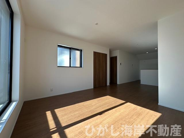茅ヶ崎市浜須賀　新築戸建　全４棟のダイニング|17.4帖　LDK