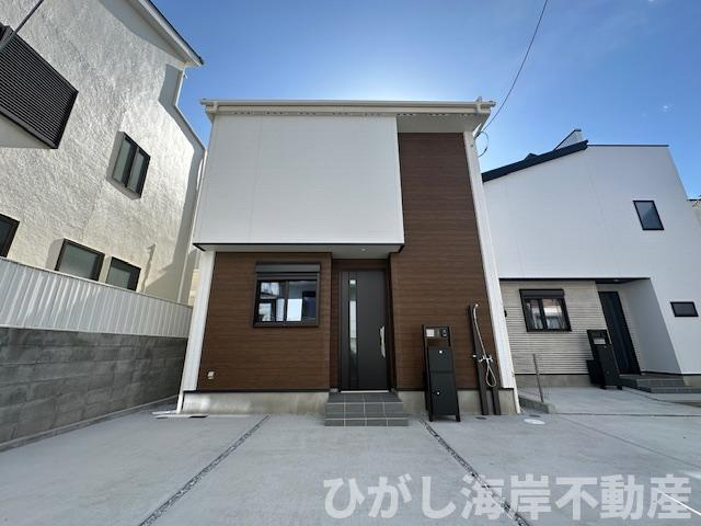 茅ヶ崎市浜須賀　新築戸建　全４棟の前面道路含む現地写真|現地外観