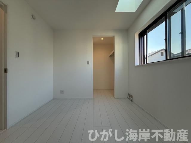 藤沢市辻堂元町5丁目　新築戸建　全２棟の子供部屋|5.3帖　洋室