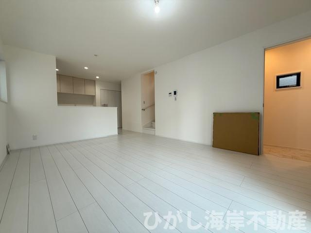 藤沢市辻堂元町5丁目　新築戸建　全２棟のダイニング|17.1帖　LDK