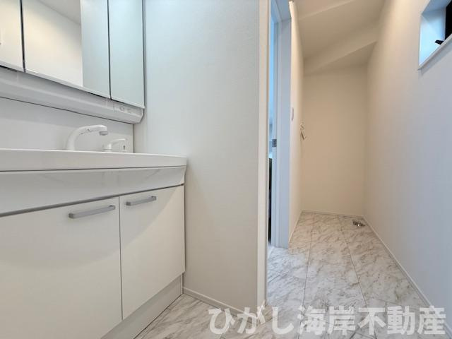 藤沢市辻堂元町5丁目　新築戸建　全２棟の脱衣所|脱衣スペース