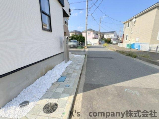 ◎高座郡寒川町倉見　新築戸建　1号棟の前面道路含む現地写真|前面道路の様子です◇