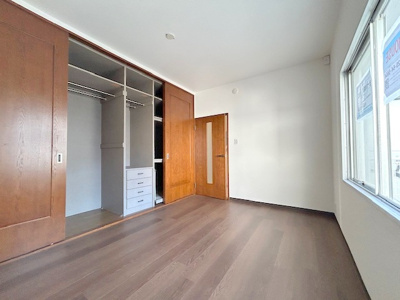 【洋室】 | 忍ヶ丘クレセントヴィラF棟