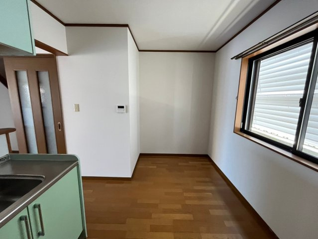 清水町戸建の居間・リビング