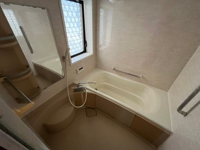 清水町戸建の浴室