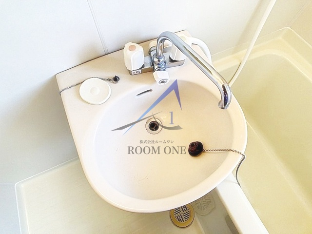 フォレストＩの洗面所|洗面台です。