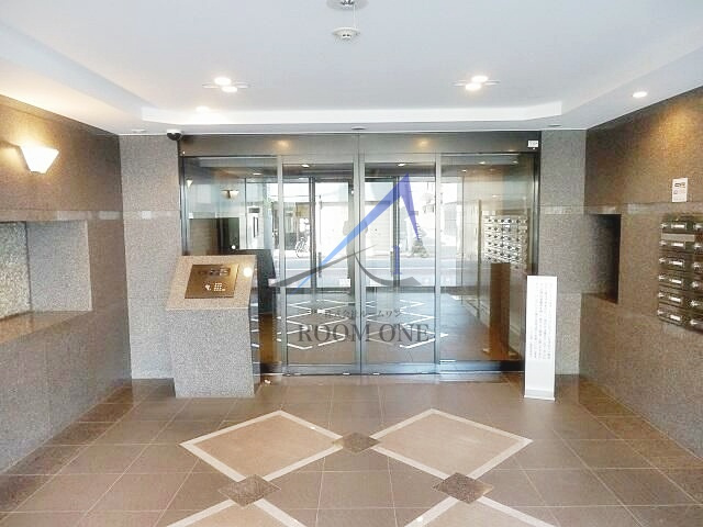 ルーブル蒲田八番館のエントランス|エントランスです。