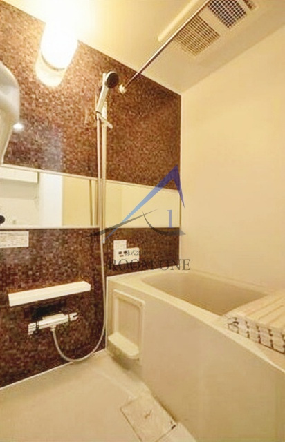 ファーストシーンの浴室|お風呂です。