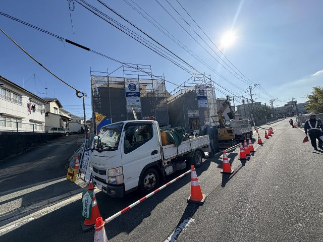 【その他】 | 福岡市南区屋形原2丁目第11　1号棟（全2棟）【仲介手数料無料・0円】 | 現地写真。前面道路です。