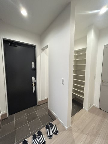 【玄関】 | トレステージ小島小学校前Ⅴ　1号地