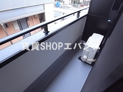 【バルコニー】 | ヴェストファーレン | お洗濯にも便利なバルコニー付き