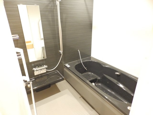 Ｎ-ＣＵＢＥの浴室