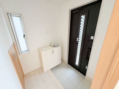 【玄関】 | 今泉貸家