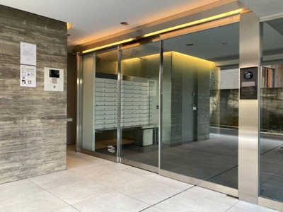 【エントランス】 | ＺＯＯＭ広尾