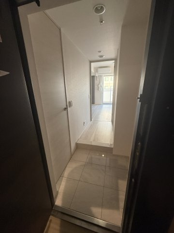 津田沼　ザ・タワーの玄関