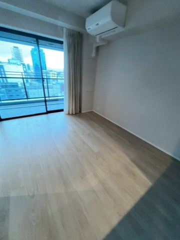 梅田ガーデンレジデンスの居間・リビング