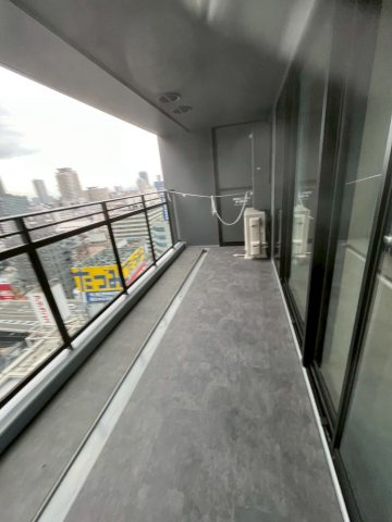 梅田ガーデンレジデンスの駐車場