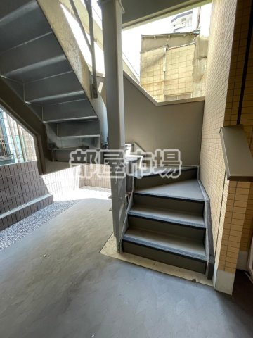 ルル浅草千束のその他共用部分|階段