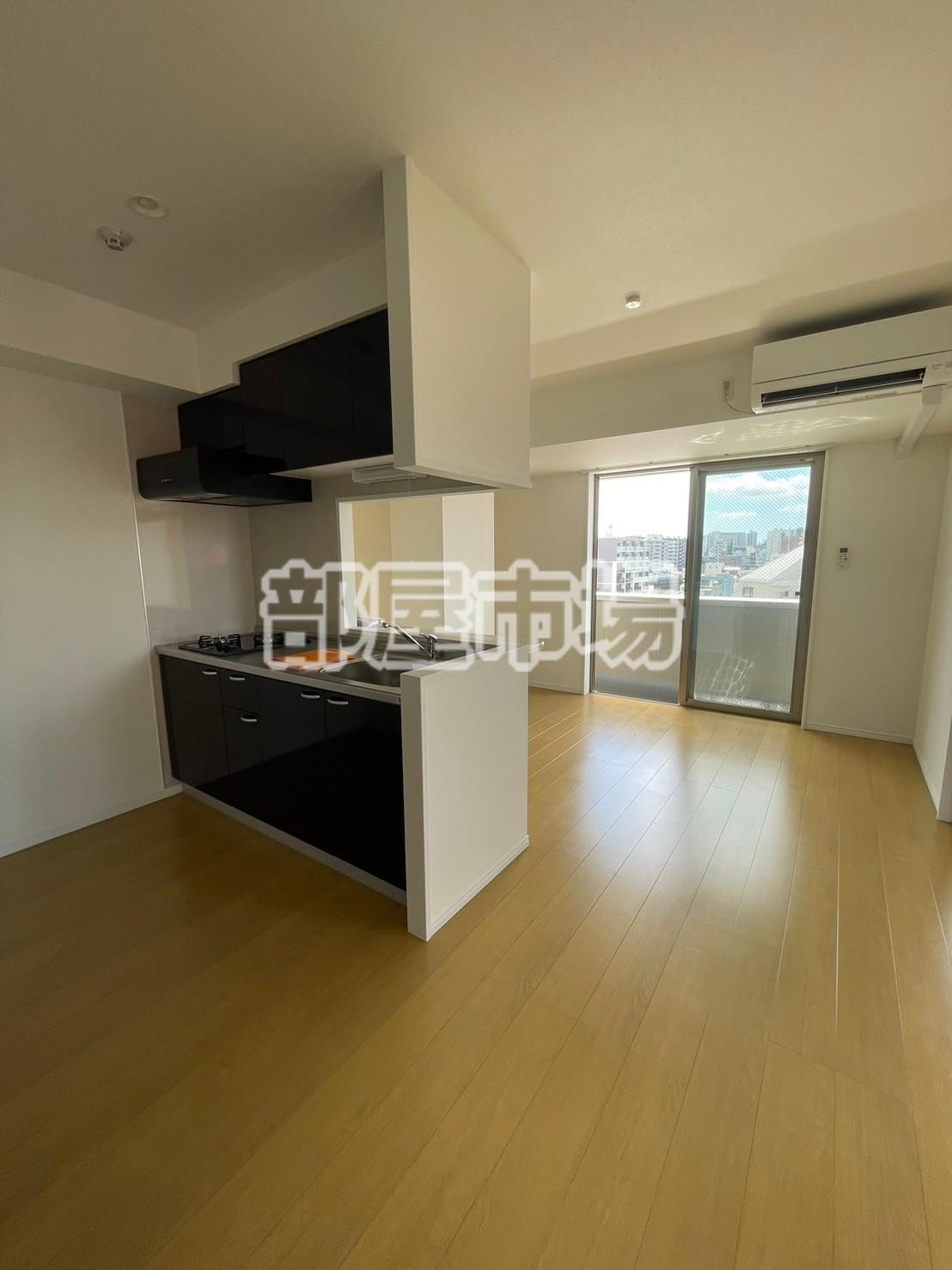 ルル浅草千束の居間・リビング