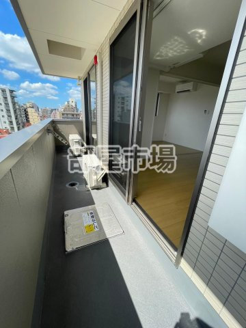 ルル浅草千束のバルコニー