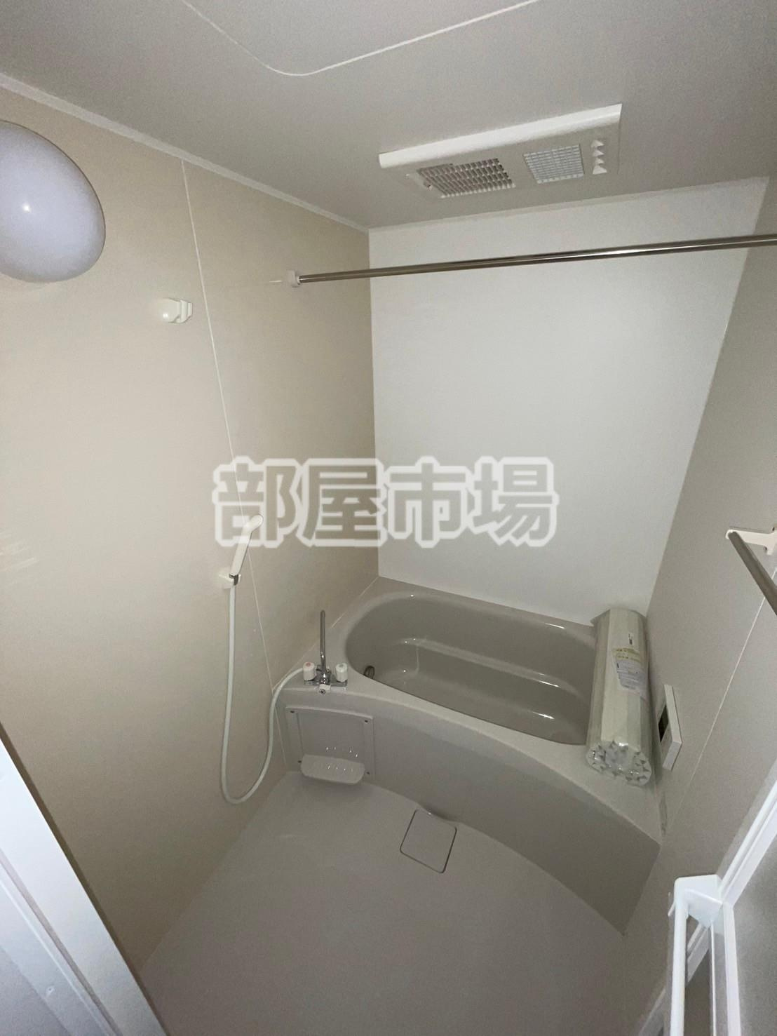 ルル浅草千束の浴室