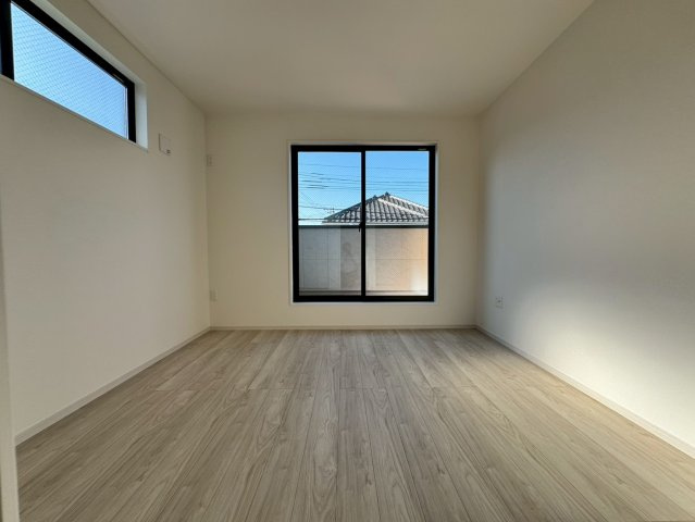 所沢市上新井４丁目新築戸建て2号地の洋室