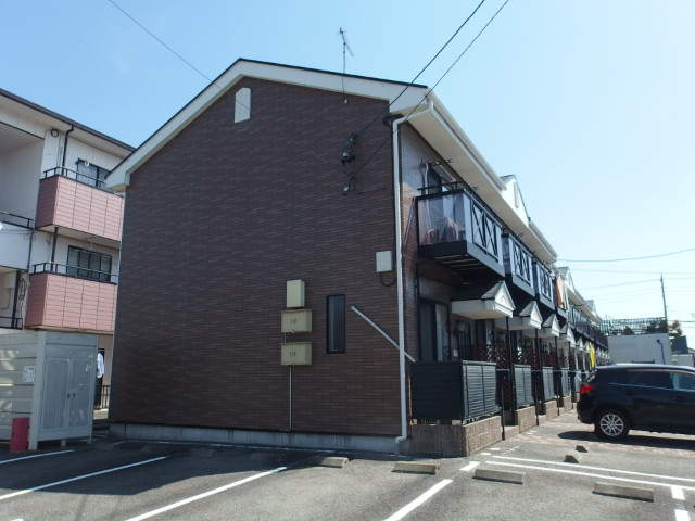 ファミール松花の外観