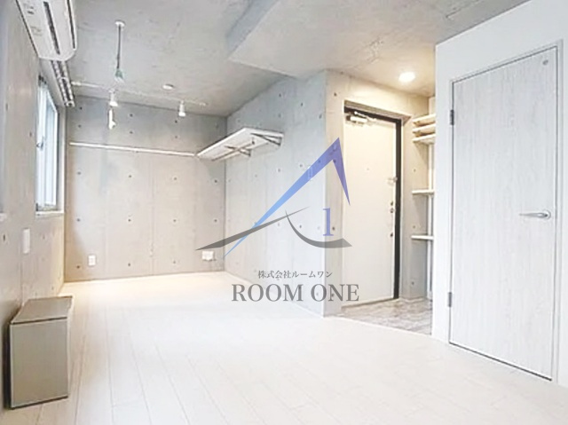 レオリオの寝室|寝室です。