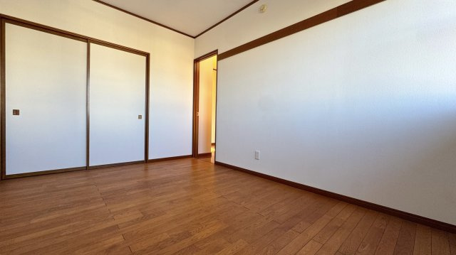 エコロジーＵの洋室