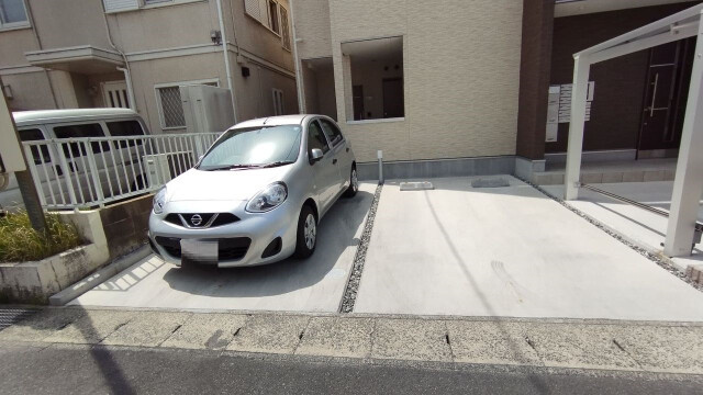 リコルテ矢作の駐車場
