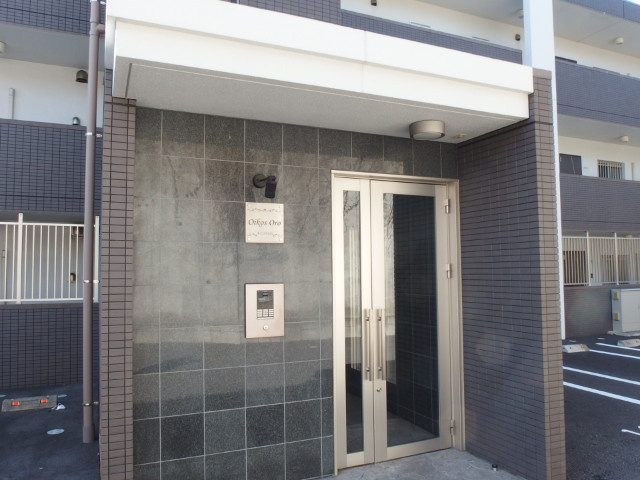 オイコス小呂のエントランス