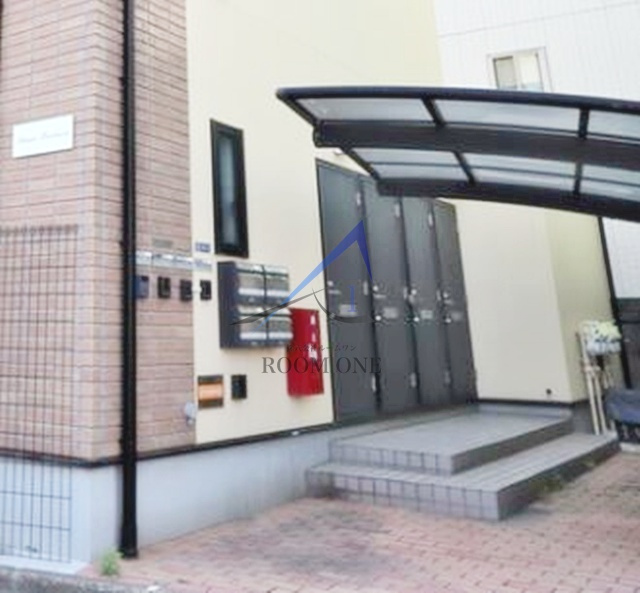 リヴュールＨＩＲＡＫＡＷＡのエントランス|エントランスです。