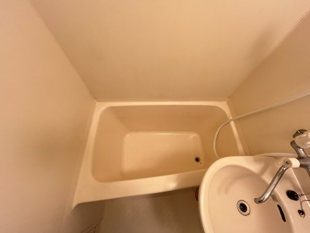 カルムⅣの浴室