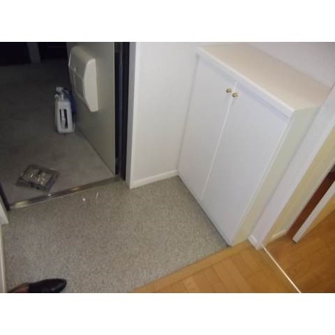 エムロード（ｅｍｅｒａｕｄｅ）の玄関