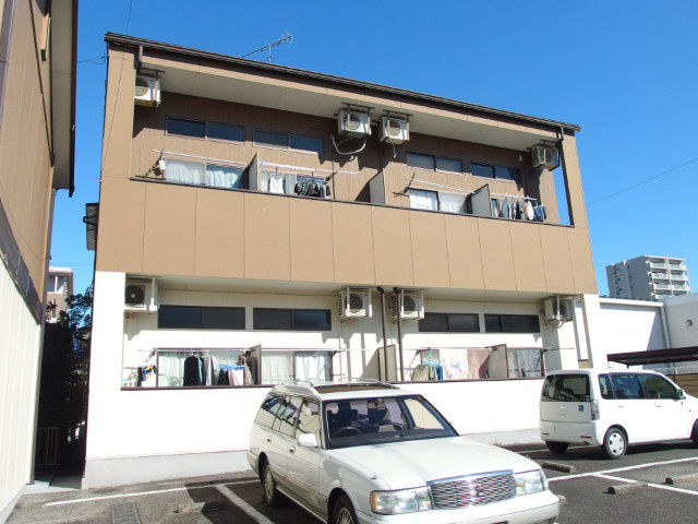 イーストⅡの外観
