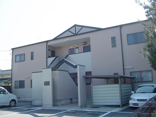フォレストオカマチの外観