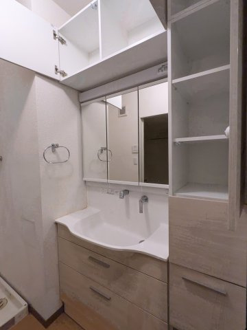 アソシエール溝の口の洗面所