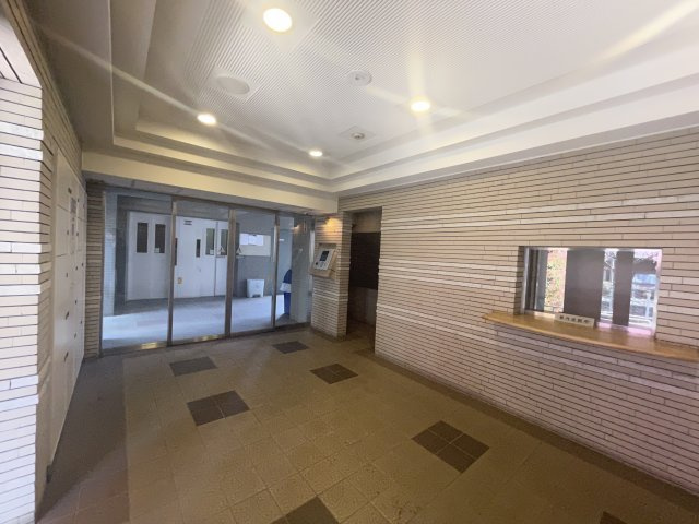 アソシエール溝の口のロビー