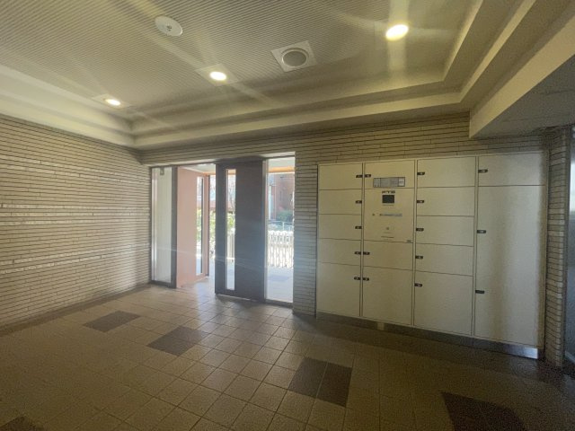 アソシエール溝の口のロビー