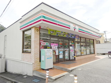 セブンイレブン横浜六…まで161m