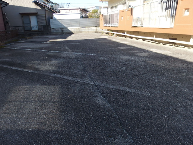 コーポ内田の駐車場