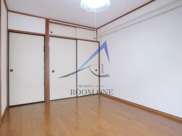 青南ハイツの居間・リビング|洋室のお部屋です。