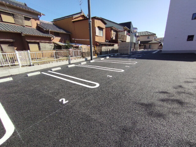リアン雅の駐車場