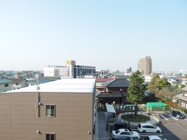 シャインハイム池端の展望