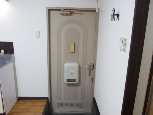 タウニィ山本Ａの玄関