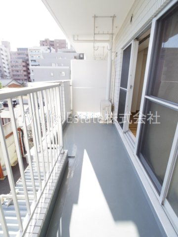 リシェス久米川２号館のバルコニー