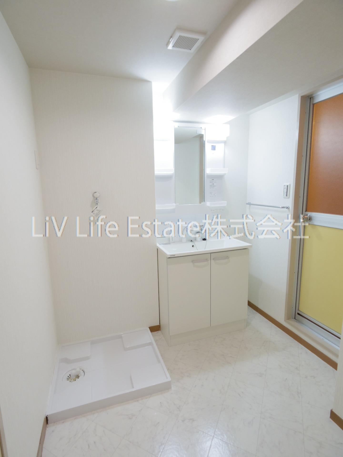 リシェス久米川２号館の洗面所