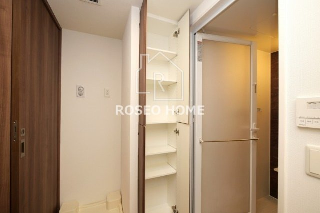 ザ・パークハビオ天満橋の収納|同マンション別部屋：参考写真