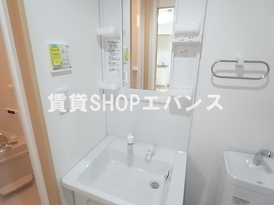 【独立洗面台】 | フォルトゥーナ津田沼 | 独立洗面台あり、毎朝おしゃれに忙しい女性の方におすすめです