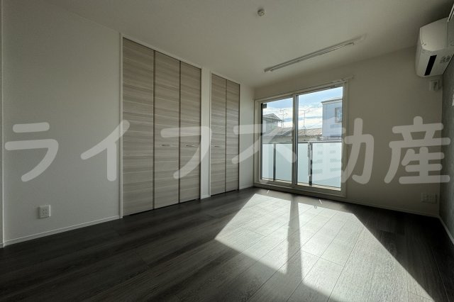 アイビー俊徳道の洋室|使い勝手のいい洋室です